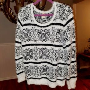 Faded glory black and white warm, comfy sweater.